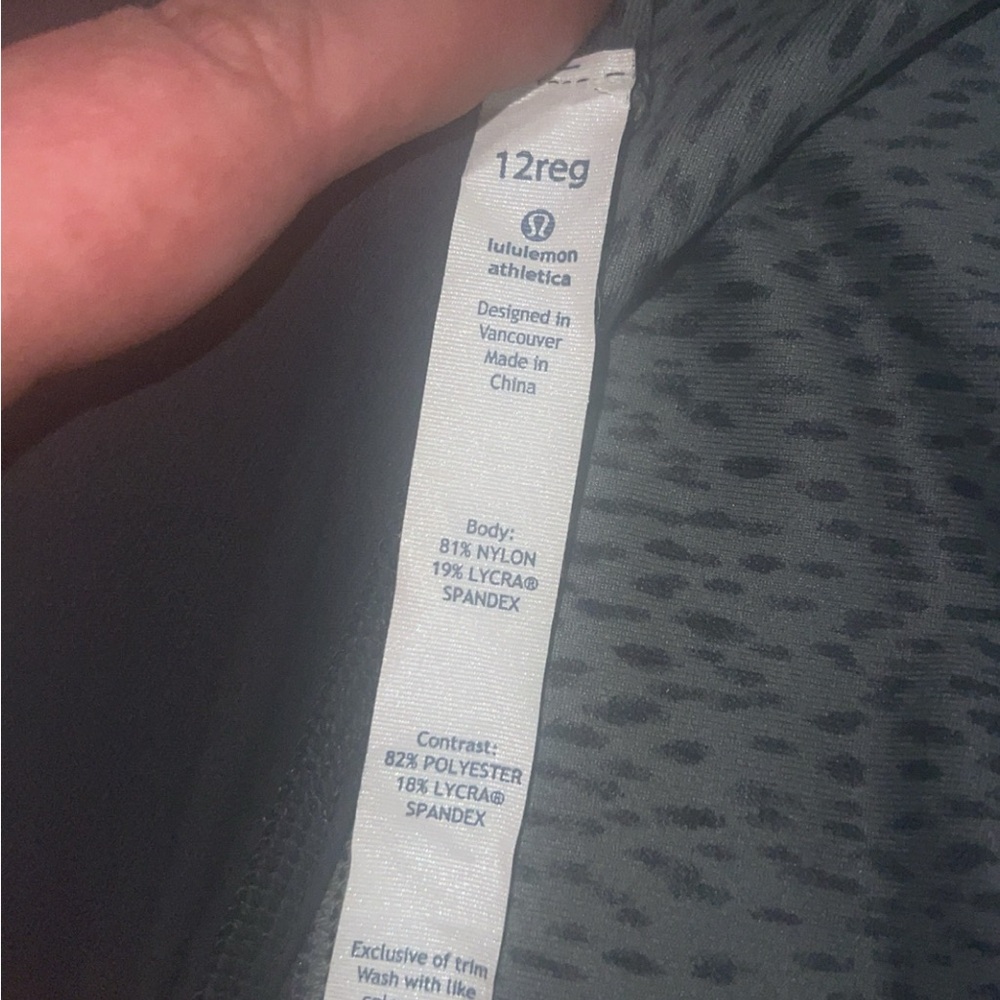 Lululemon pants - Picture 2 of 3